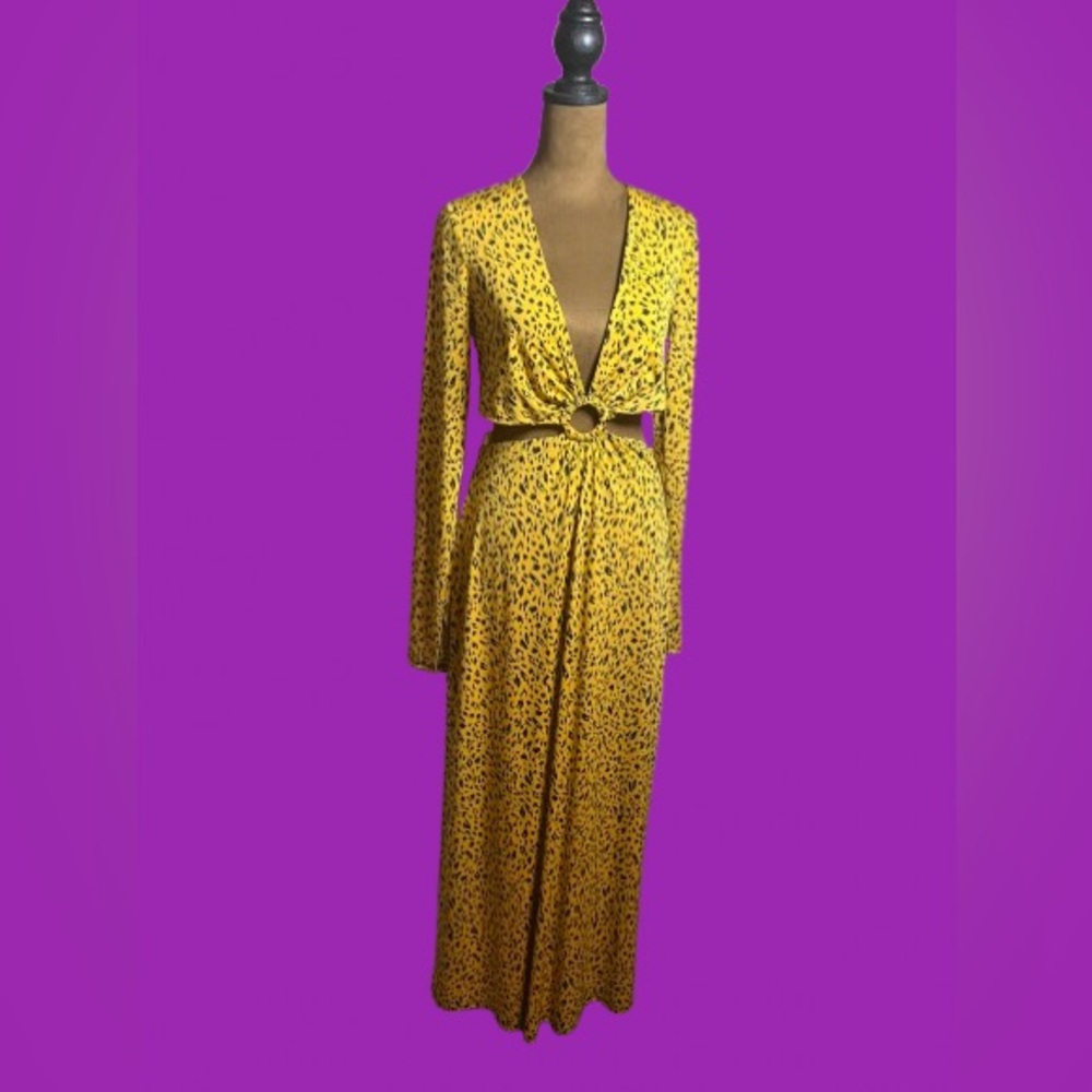 AFRM Sexy Maxi Gown-size Medium 
Head turner!! ❤️